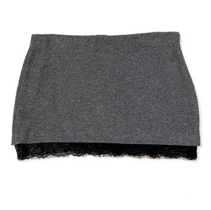 Zara Trafaluc wool-polyester blend, mini skirt with lace trim sz L